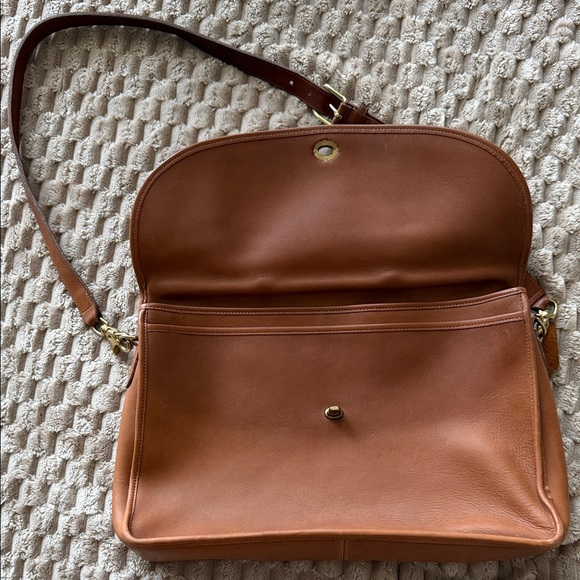 Coach Tan Leather Shoulder Bag - Picture 2 of 10